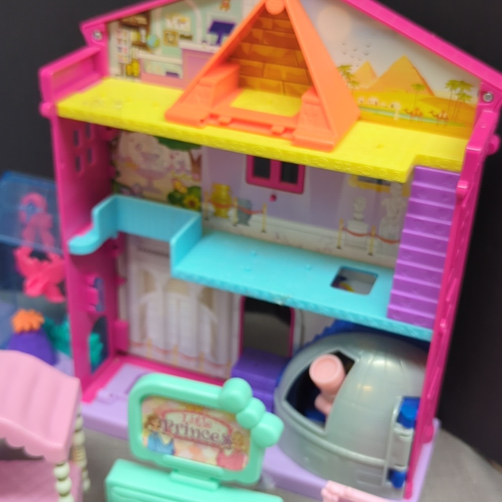 Huge lot of Disney playsets, Polly pocket‎ princess dolls & story stackers - Picture 11 of 16
